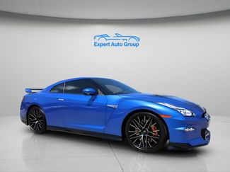 Used 2024 Nissan GT-R w/ Floor Mat Package AWD/4WD video 1