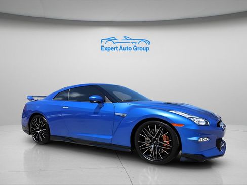 Used 2024 Nissan GT-R w/ Floor Mat Package AWD/4WD image 1