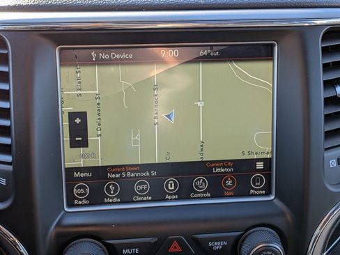 Used 2018 Jeep Grand Cherokee Trailhawk image 13