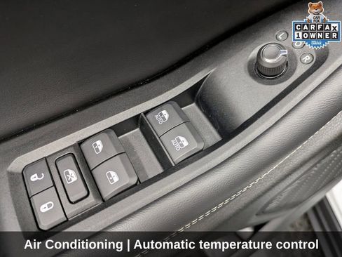 Used 2023 Jeep Grand Cherokee Altitude AWD/4WD image 12