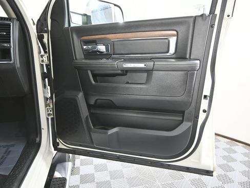 Used 2016 RAM 2500 Laramie AWD/4WD image 13