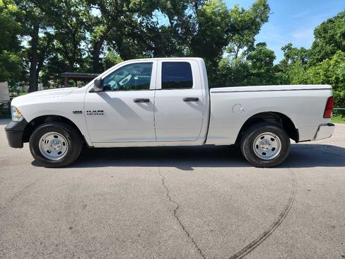 Used 2015 RAM 1500 Tradesman RWD image 4