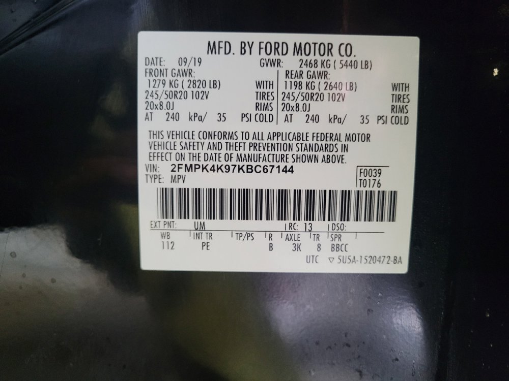 Used 2019 Ford Edge Titanium w/ Equipment Group 301A AWD/4WD image 33