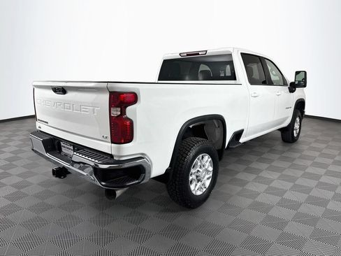 Used 2022 Chevrolet Silverado 2500 LT w/ Fleet Comfort Package AWD/4WD image 7
