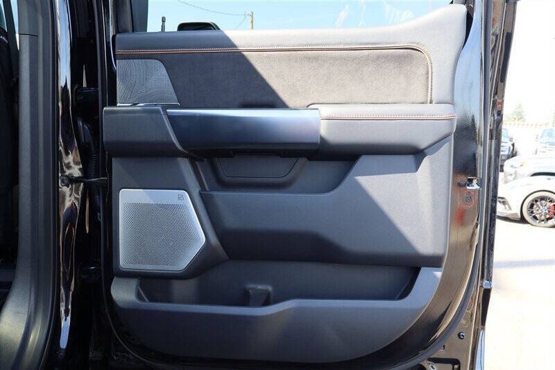 Used 2024 Ford F350 Platinum AWD/4WD image 29