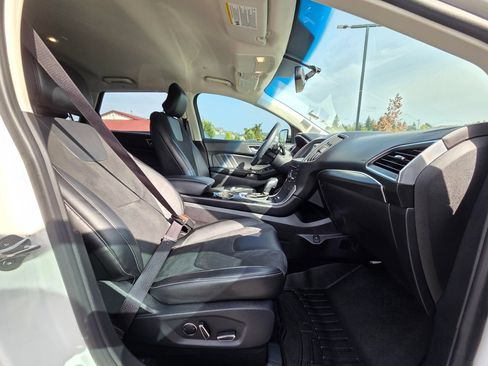 Used 2016 Ford Edge Sport w/ Technology Package AWD/4WD image 30