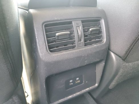 Used 2021 Nissan Rogue SV AWD/4WD image 15