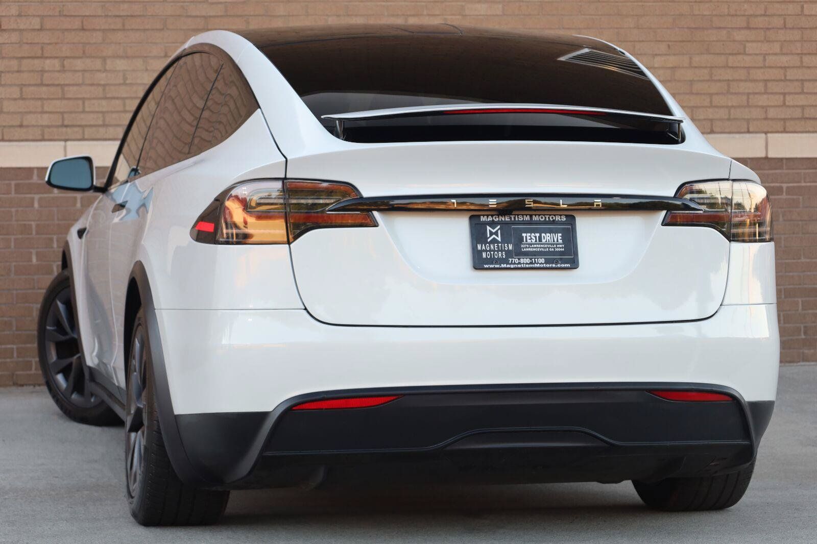 Used 2023 Tesla Model X AWD/4WD image 16