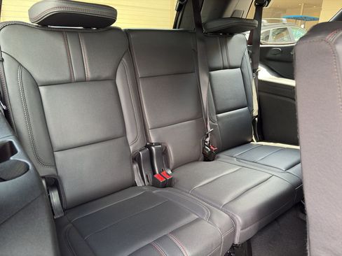 Used 2023 Chevrolet Tahoe RST AWD/4WD image 17