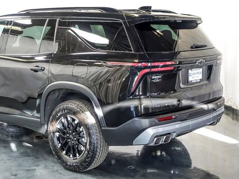 Used 2026 Chevrolet Traverse Z71 w/ Driver Confidence Package AWD/4WD image 10
