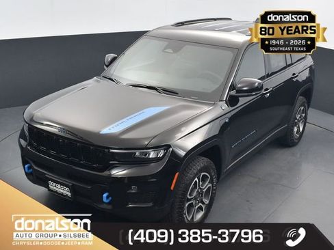 New 2024 Jeep Grand Cherokee Trailhawk w/ Advanced Protech Group II image 37