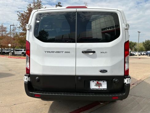 Used 2024 Ford Transit 350 XLT RWD image 7