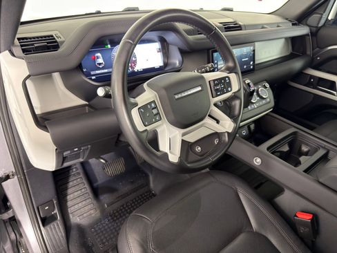 Certified 2024 Land Rover Defender 110 S image 4