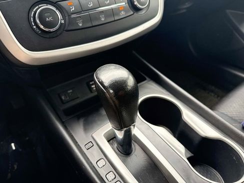 Used 2017 Nissan Altima 3.5 SR w/ Interior Lighting Package image 20