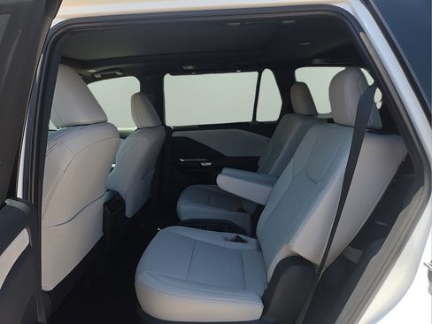 New 2026 Lexus TX 350 AWD image 14