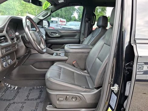 Used 2021 Chevrolet Suburban RST AWD/4WD image 15