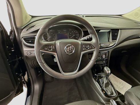 Used 2022 Buick Encore Preferred w/ Safety Package image 11