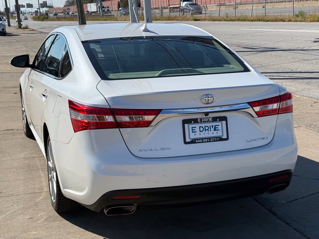 Used 2014 Toyota Avalon Limited FWD image 9