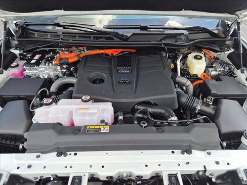 New 2026 Toyota Tundra Capstone AWD/4WD image 15