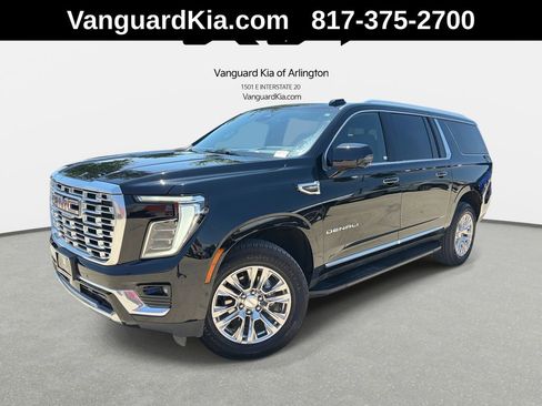 Used 2025 GMC Yukon XL Denali AWD/4WD image 1