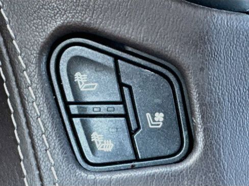 Used 2017 Chevrolet Tahoe Premier RWD image 23