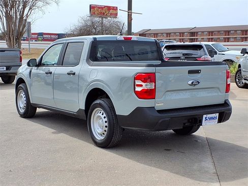 Used 2023 Ford Maverick XL image 5