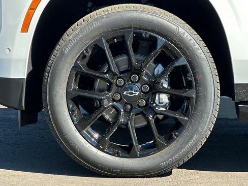 New 2026 Chevrolet Suburban LS w/ LPO, Dark Essentials Package image 27