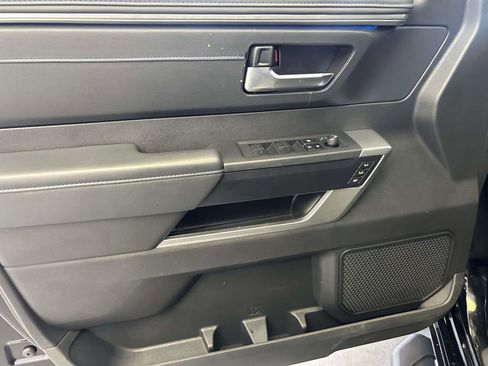 Used 2024 Toyota Tundra Platinum AWD/4WD image 22