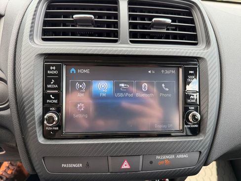 Used 2024 Mitsubishi Outlander Sport ES AWD/4WD image 19