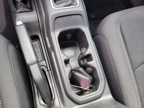 Used 2021 Jeep Gladiator Sport w/ Trailer Tow Package image 26