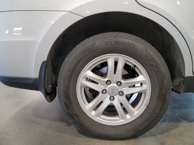Used 2012 Hyundai Santa Fe GLS FWD image 14