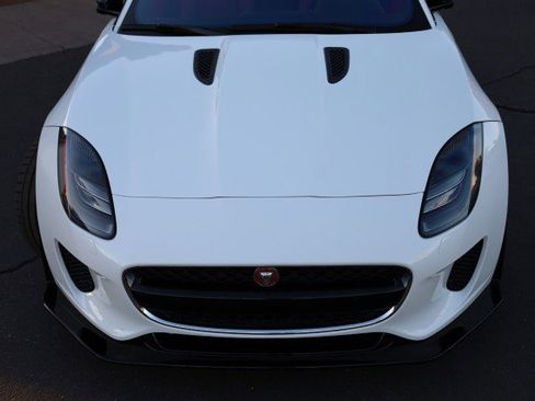Used 2018 Jaguar F-TYPE Convertible image 9