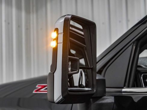 Used 2020 Chevrolet Silverado 2500 LTZ w/ LTZ Plus Package image 40