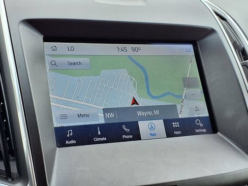 Used 2020 Ford Edge Titanium w/ Equipment Group 301A AWD/4WD image 10