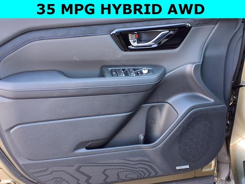 New 2025 Subaru Forester Limited image 23