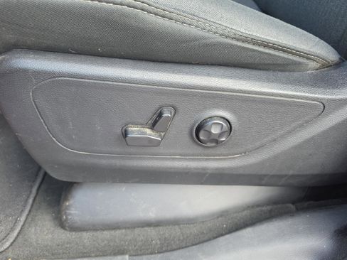 Used 2021 RAM 1500 Lone Star AWD/4WD image 29