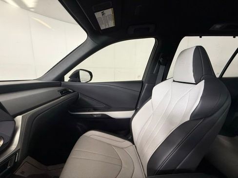 Used 2025 Lexus TX 500h AWD w/ Technology Package image 22
