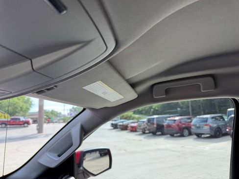 Used 2018 GMC Sierra 1500 SLE w/ SLE Preferred Package RWD image 50