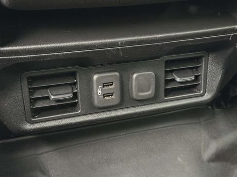 Used 2022 GMC Sierra 2500 SLE w/ SLE Value Package; image 15