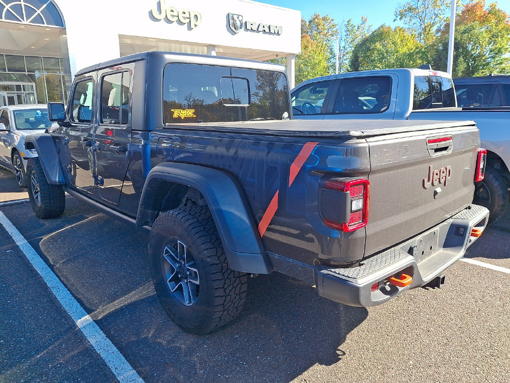 Used 2024 Jeep Gladiator Mojave w/ Convenience Group AWD/4WD image 6