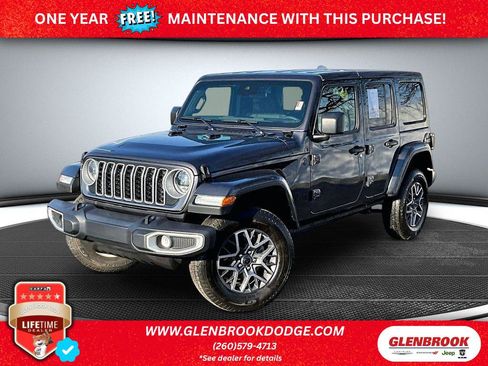 Certified 2025 Jeep Wrangler Unlimited Sahara AWD/4WD image 1