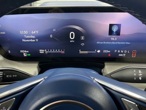 Certified 2025 Buick Enclave Avenir w/ Trailering Package, 5000 lbs. image 16