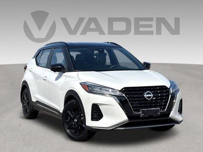 Used 2023 Nissan Kicks SR w/ SR Premium Package