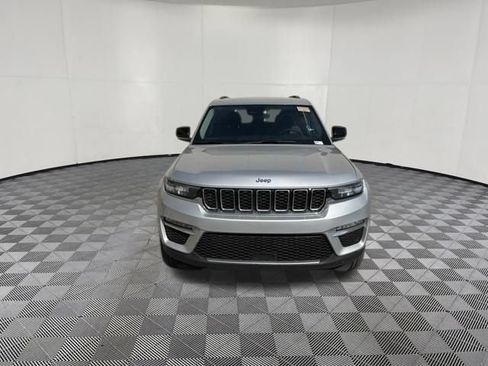 Used 2023 Jeep Grand Cherokee Limited AWD/4WD image 14