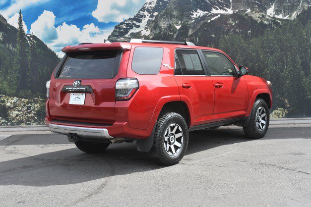 Certified 2024 Toyota 4Runner TRD Off-Road AWD/4WD image 3