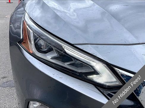 Used 2022 Nissan Altima 2.5 SV FWD image 23