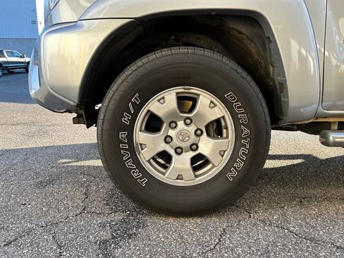 Used 2013 Toyota Tacoma PreRunner image 6