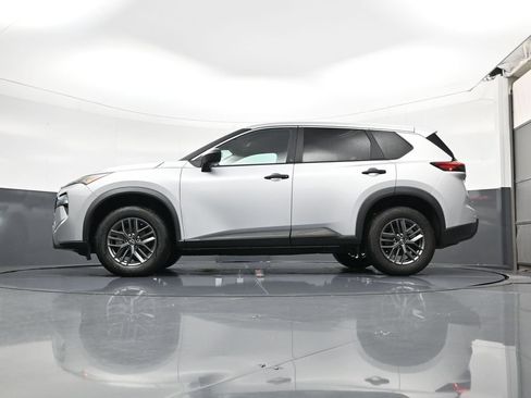 Certified 2024 Nissan Rogue S FWD image 19