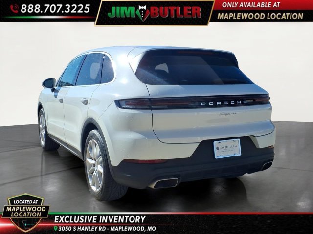 Used 2024 Porsche Cayenne AWD/4WD image 2