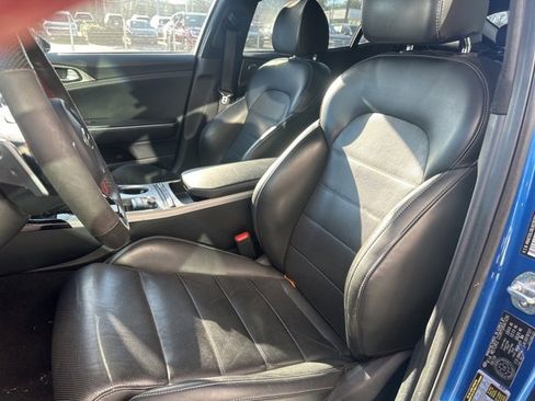Used 2020 Kia Stinger GT2 image 8